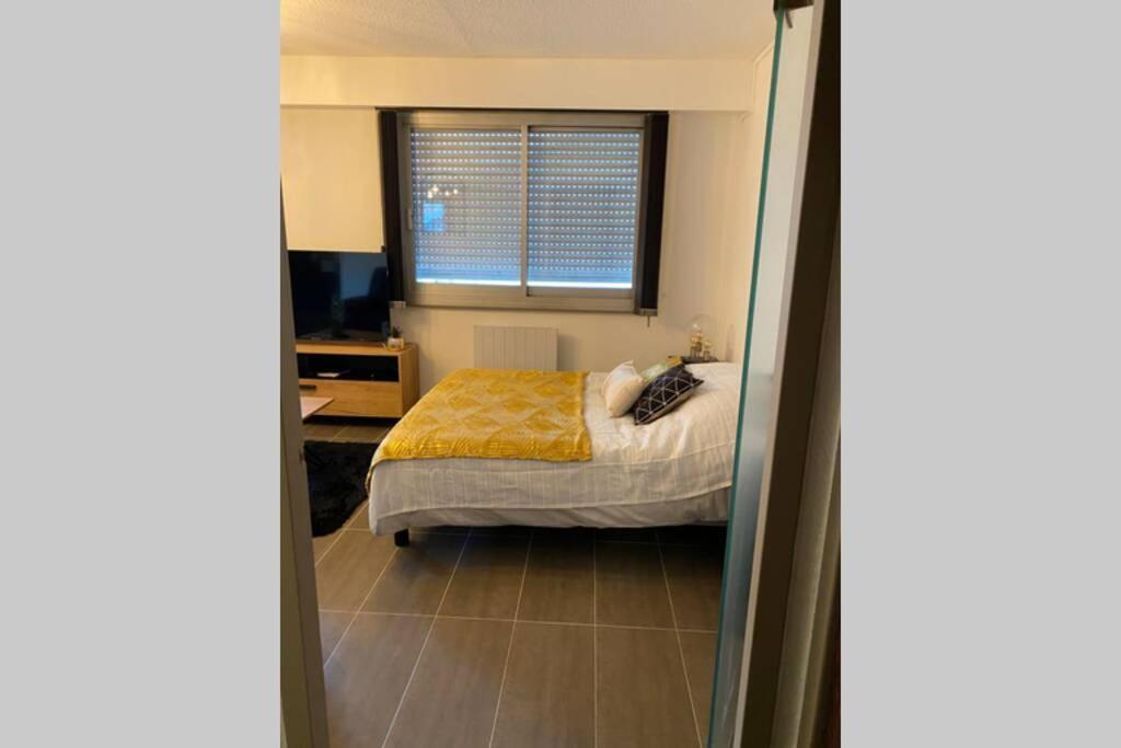 Le 12 Du Temple - Plein Coeur Centre Ville, Residence Privee, 5Mn Gare Sncf, Wifi Et Netflix Νιόρ Εξωτερικό φωτογραφία
