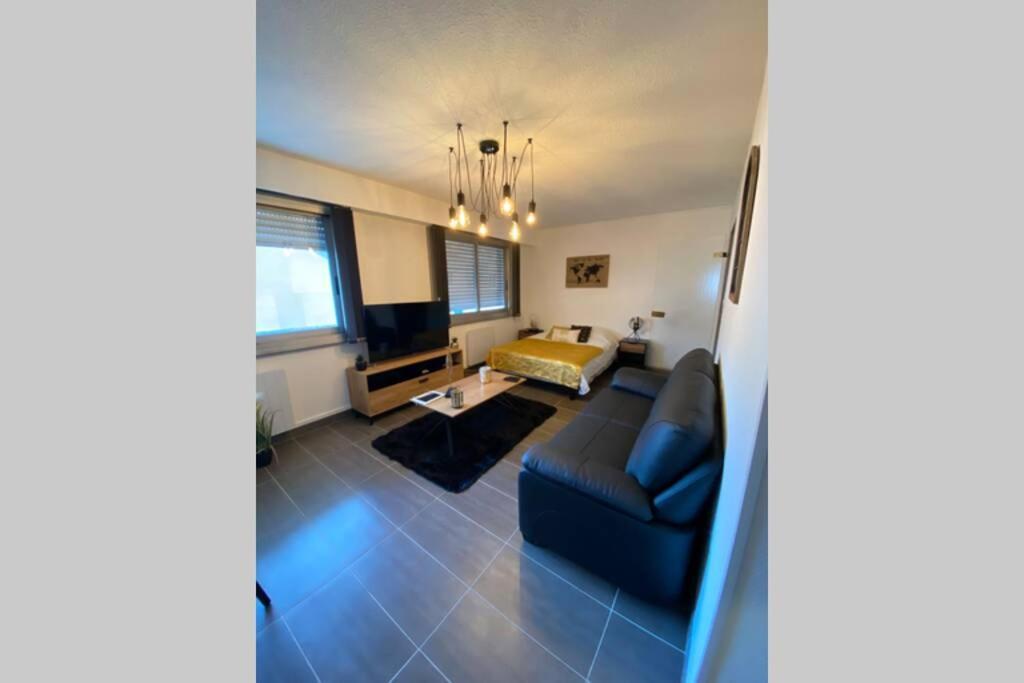Le 12 Du Temple - Plein Coeur Centre Ville, Residence Privee, 5Mn Gare Sncf, Wifi Et Netflix Νιόρ Εξωτερικό φωτογραφία